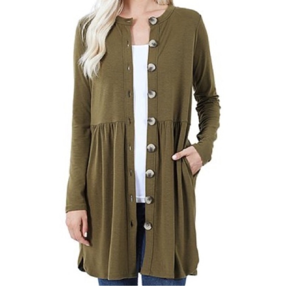 New no tags Large Zenana Olive green button-up cardigan with high waist detail.